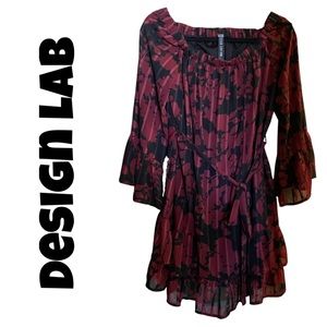 3019L Design Lab woman’s maroon and black maxi dress